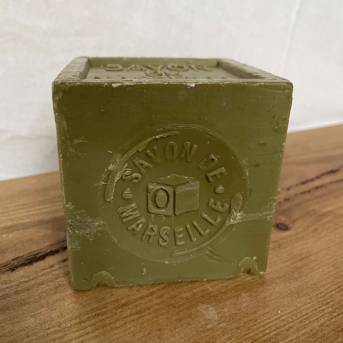 Make Your Own Laundry Detergent with Savon de Marseille